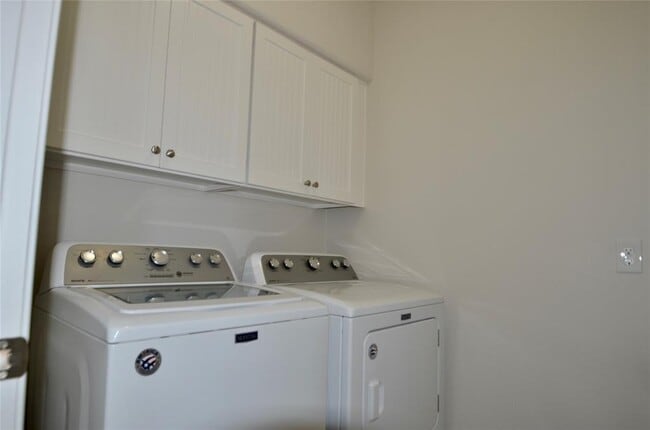 Building Photo - 9617 Solana Vista Loop