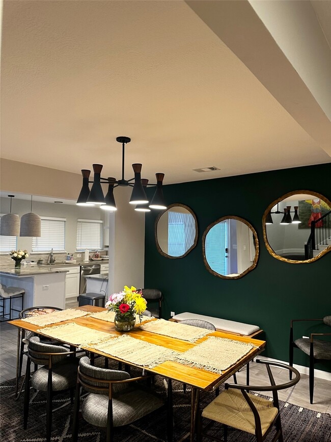 Building Photo - 4418 Charleston St