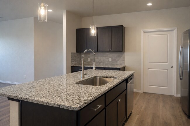 Building Photo - AVAILABLE NOW; APPLY AT OUR WEBSITE TODAY!!