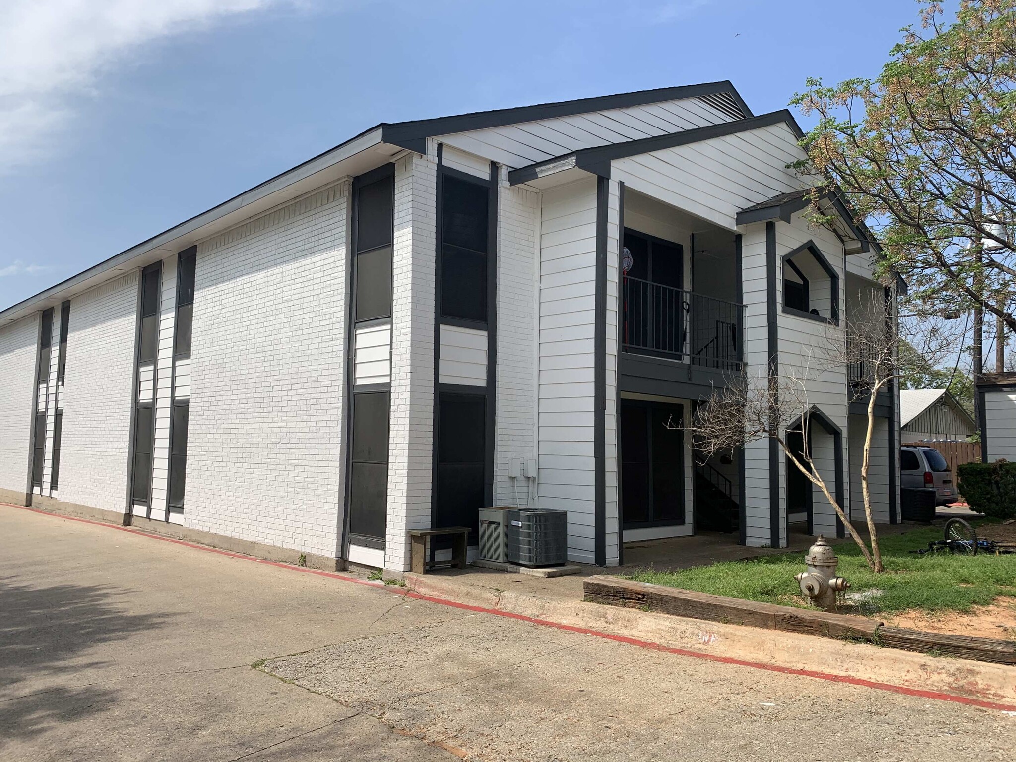 Building Photo - Terraces at Shady Grove Apartments