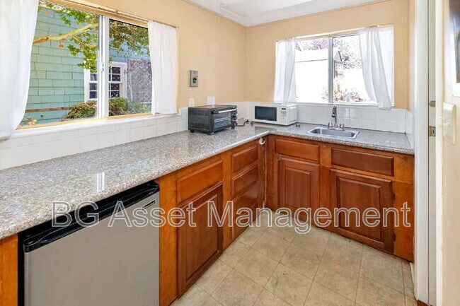 Building Photo - 6606 Aqua Vista Ct