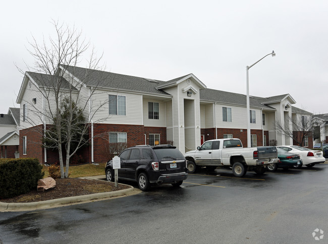 Building Photo - Countryview Estates