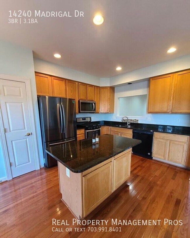 Building Photo - 14240 Madrigal Dr