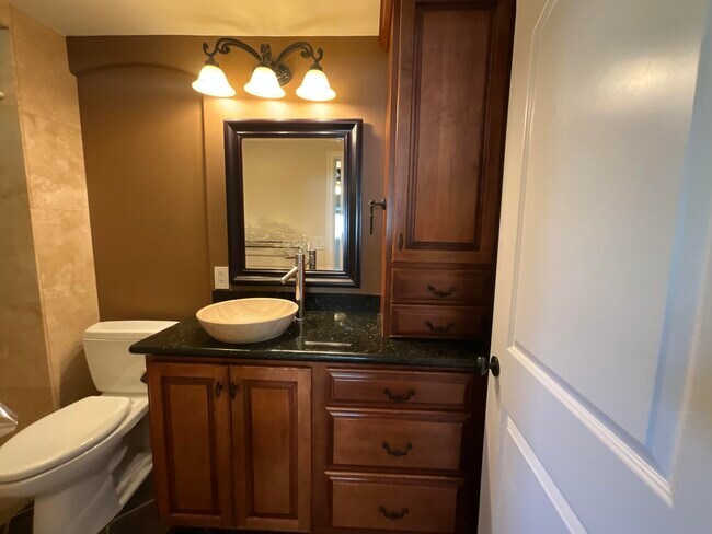 Building Photo - 75325 Pino Dr