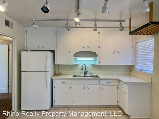 Building Photo - 3 br, 2 bath House - 2227 Utah St NE