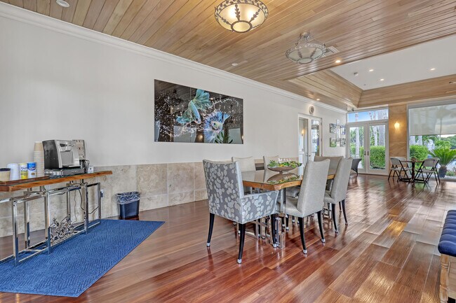 Building Photo - 2063 Reston Cir