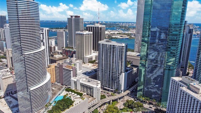 Building Photo - 151 SE 1st St