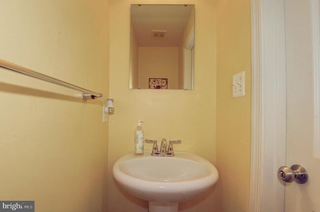 Building Photo - 25978 Kimberly Rose Dr