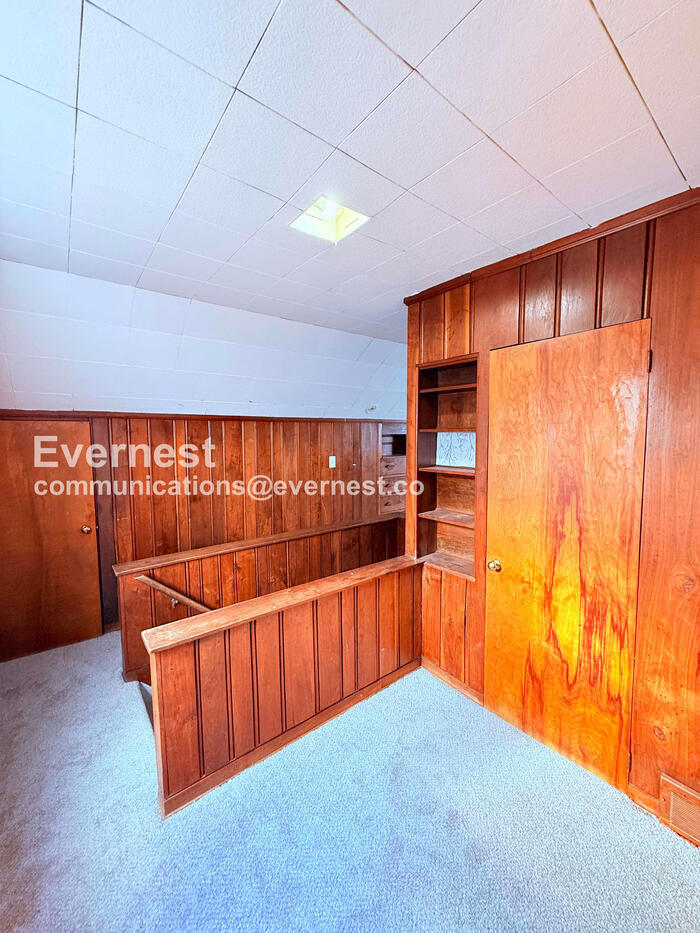 Building Photo - 13737 Capitol St