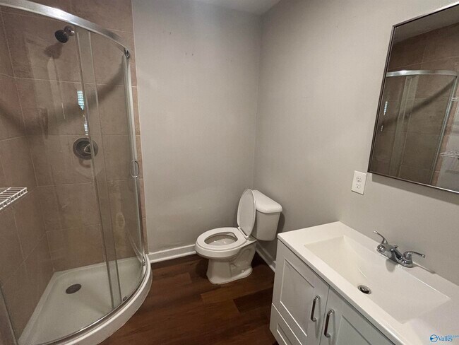 Building Photo - 312 Orange Cir