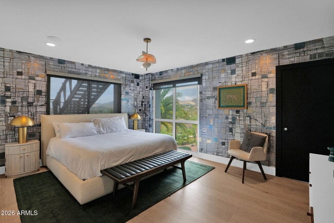 Building Photo - 5632 Camelback Canyon Dr