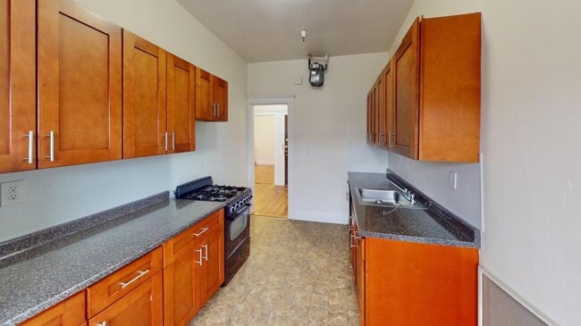 Building Photo - 1 bedroom in Boston MA 02135