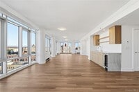 Building Photo - 3220 Arlington Ave