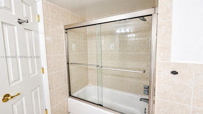 Building Photo - 4255 N University Dr