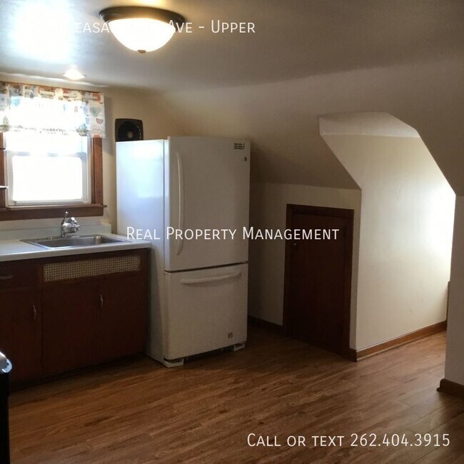 Building Photo - 1507 Pleasantview Ave-Upper