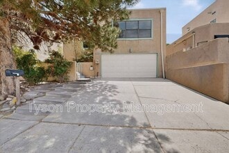 Building Photo - 9230 Osuna Pl NE