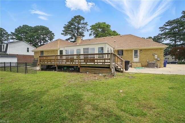 Building Photo - 1724 Hodges Ferry Rd