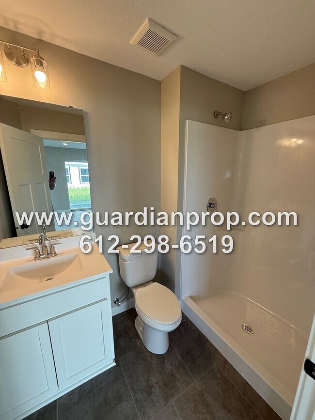 Building Photo - Luxury New Construction Townhouse Availabl...
