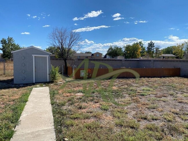 Building Photo - 160 E Eads Dr