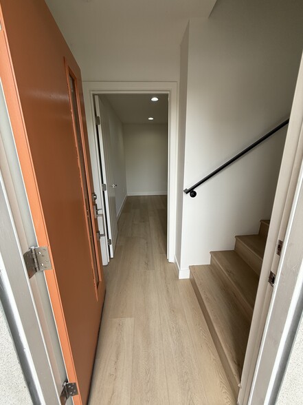 ENTRY AND 1ST BEDROOM - 646 N Serrano Ave