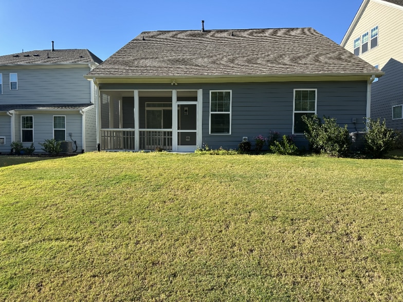 Building Photo - 7125 Crested Iris Pl