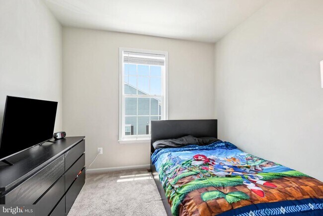 Building Photo - 6052 Krantz Dr