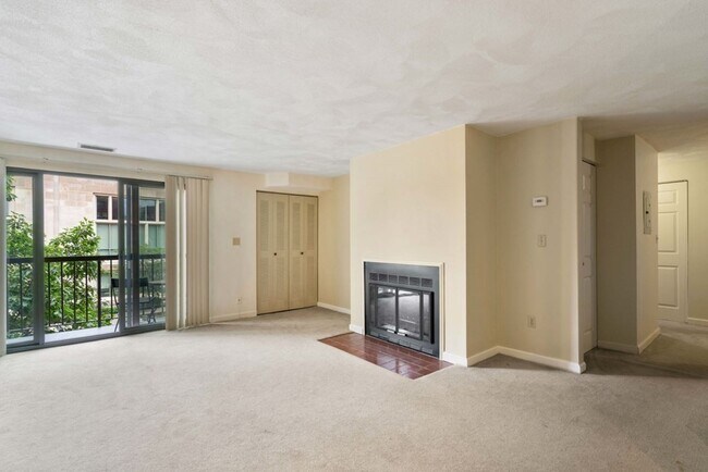 Primary Photo - 1600 Massachusetts Ave