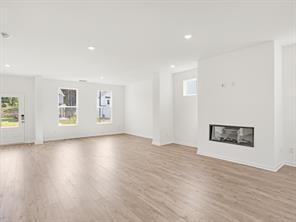 Building Photo - 202 Groveton Ct