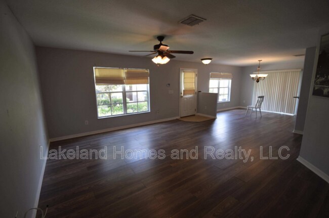 Building Photo - 5456 River Rock Rd