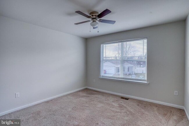 Building Photo - 67 Bostick Ln