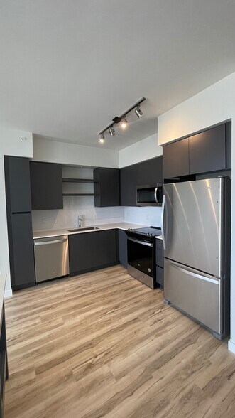 Primary Photo - 212 SW 5th Ave