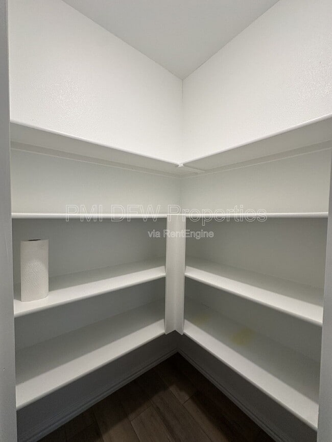 Building Photo - 1462 Everett Gdns Wy