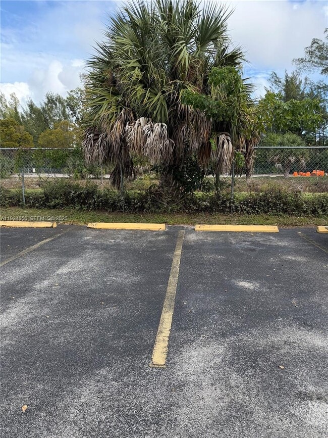 Building Photo - 399 NW 72nd Ave