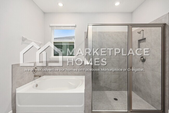 Building Photo - 5428 SW 44th Ct Rd