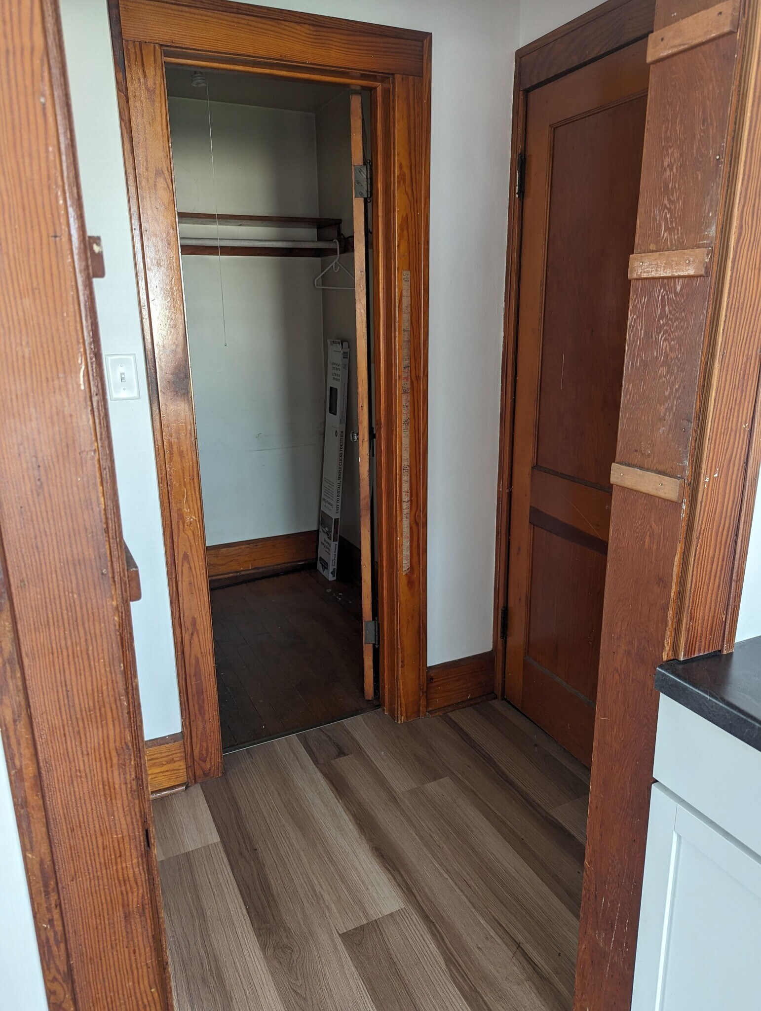 Walk-in Pantry - 1005 9th Ave