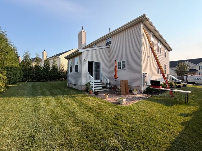 Building Photo - 87 Timberhill Dr