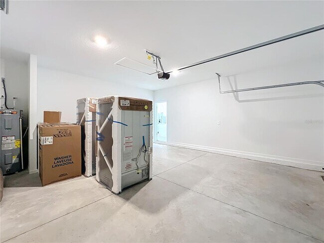 Building Photo - 4726 SW 83rd Lp