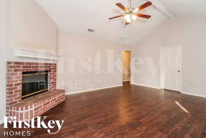 Building Photo - 7956 Clear Brook Cir