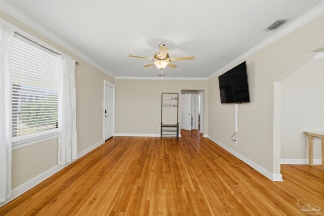 Building Photo - 1618 W Garden St