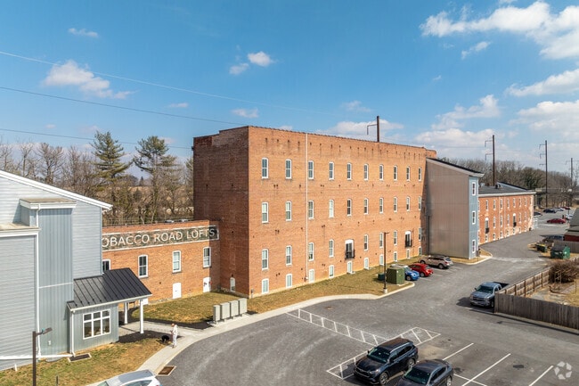 Building Photo - Tobacco Road Apartments