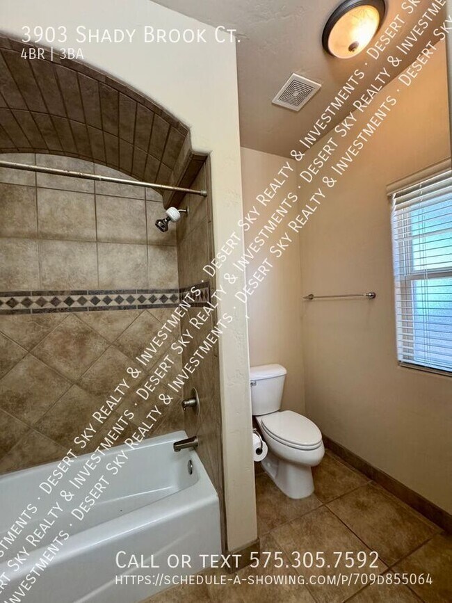 Building Photo - 3903 Shady Brook Ct
