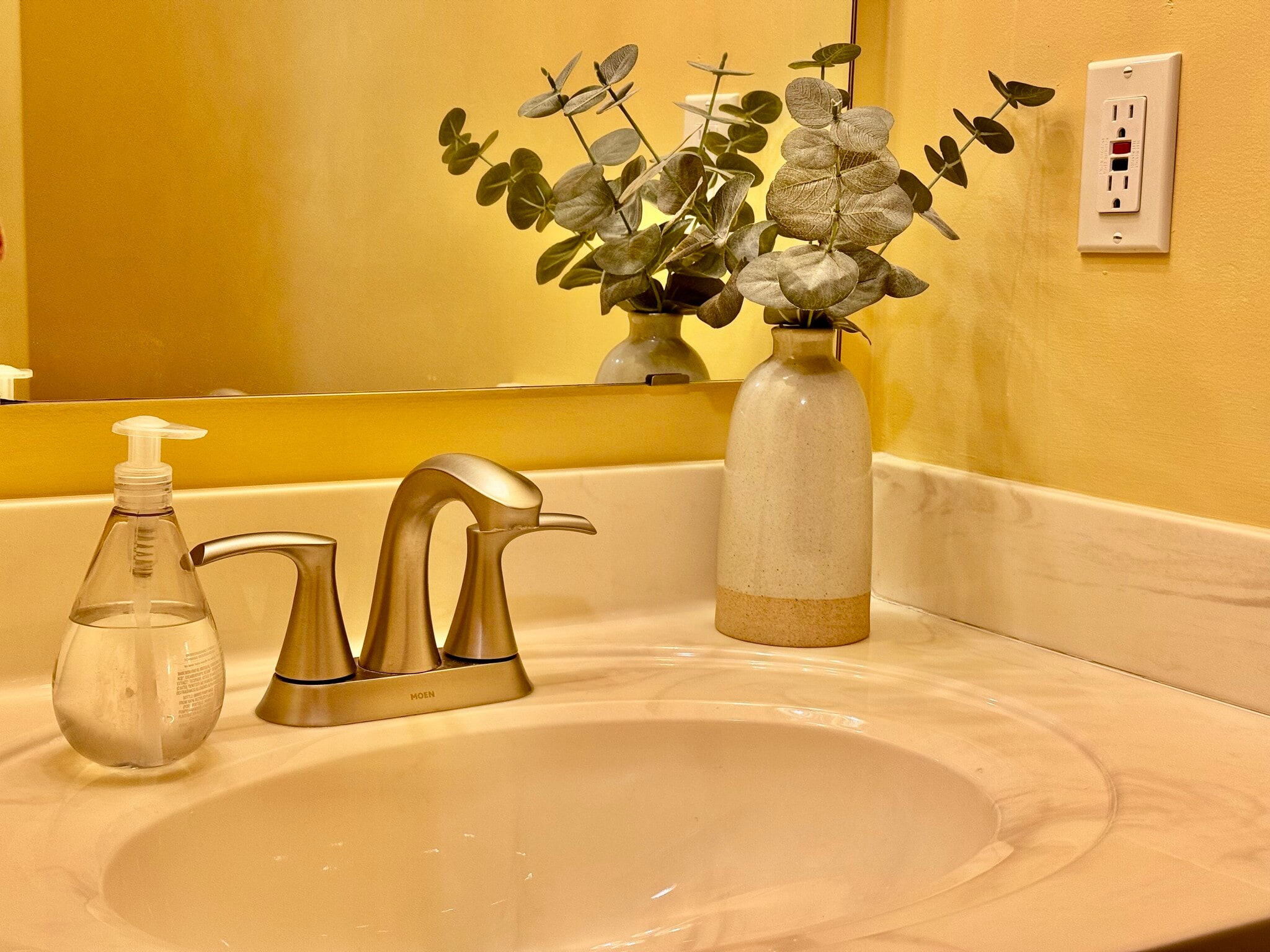 Half Bathroom 3 - 9264 Peony Ln N