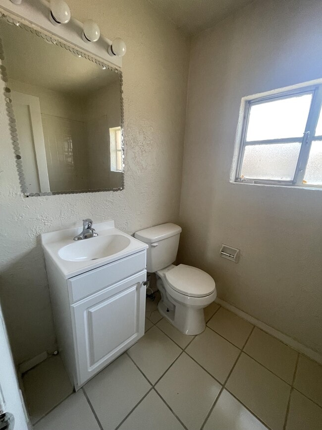 Building Photo - 8167 Josephine Cir