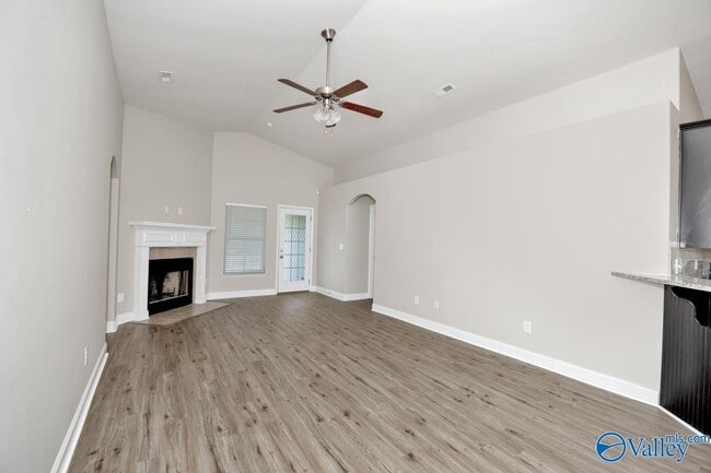 Building Photo - 130 Tybee Dr