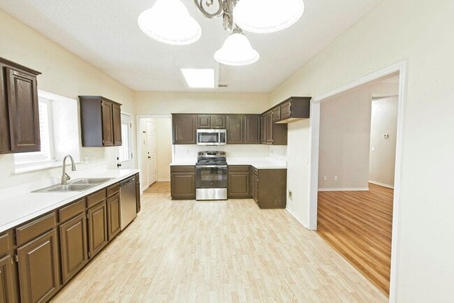 Building Photo - 10716 Trestles Rd