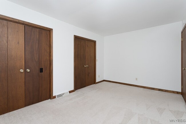 Building Photo - 265 Depew Ave