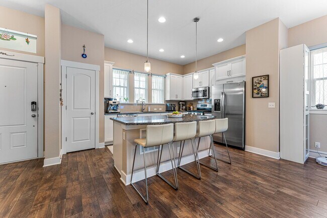 Building Photo - 9325 E 58th Dr