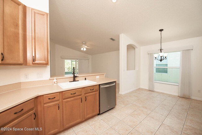 Building Photo - 3446 Hoofprint Dr