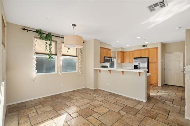 Building Photo - 534 N Cabernet Dr