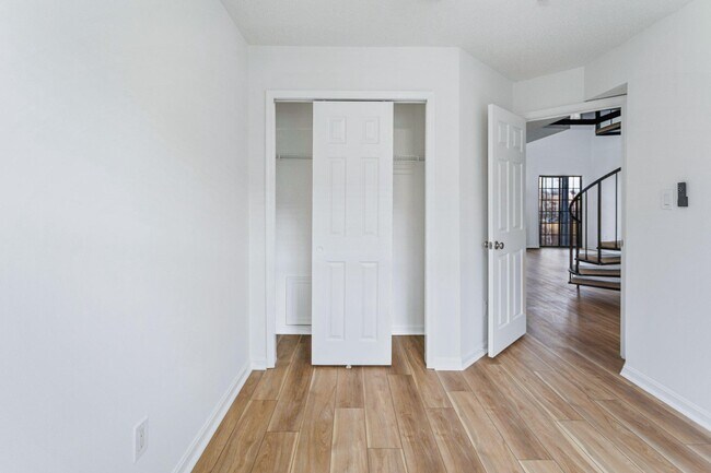 Building Photo - 6008 Mersey Oaks Way